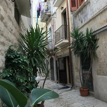 Vico Del Carmine Apartamento Bari